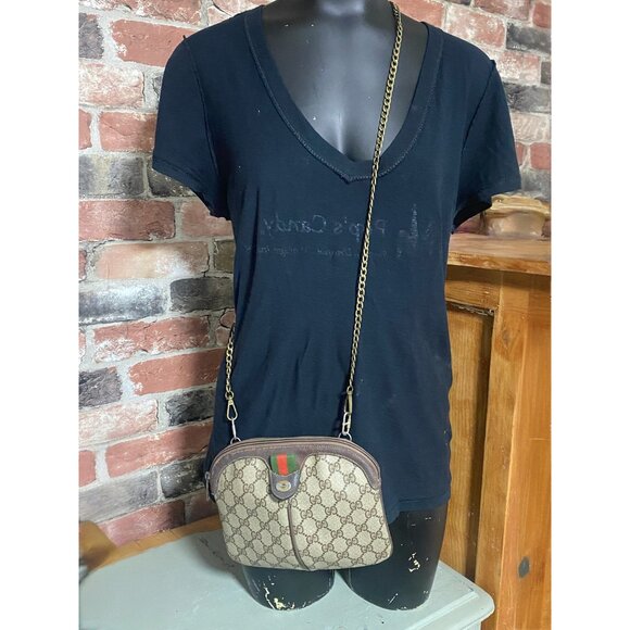 Gucci GG Supreme Monogram Sherry Line Shoulder bag Crossbody in Beige and Brown - Picture 2 of 9